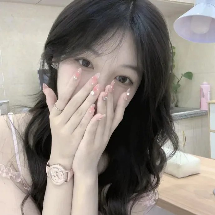 分手后，我成了首富掌中宝